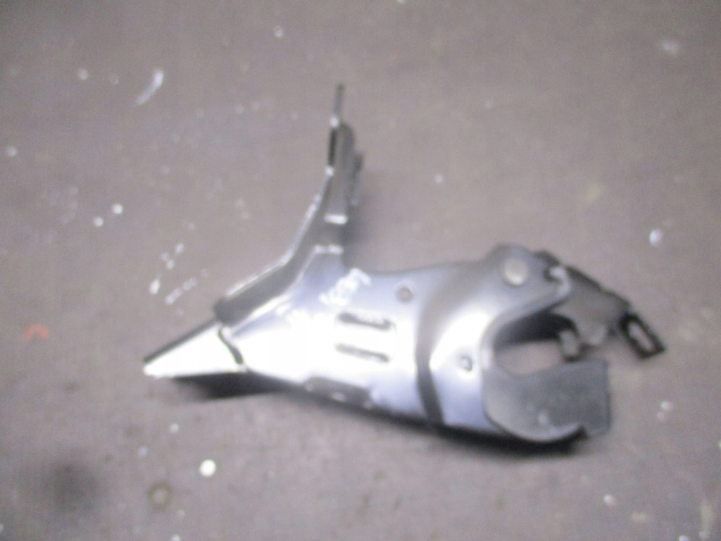 Кронштейн сидіння задній середній kia rio iv 16-20r в Україні