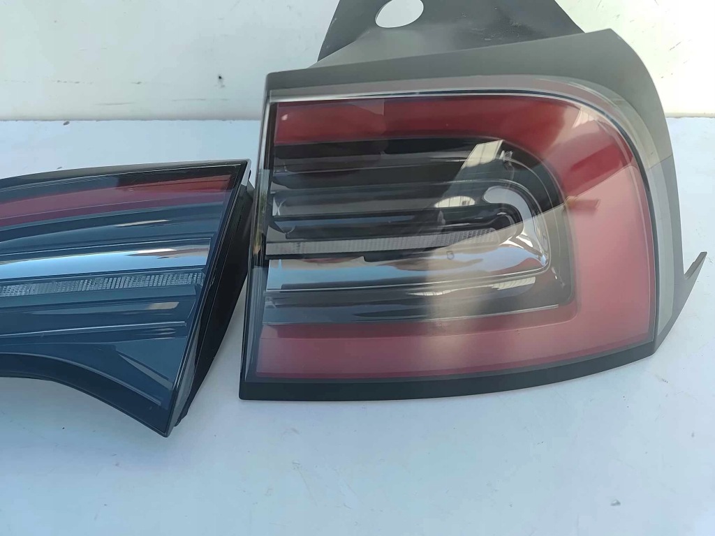 Tesla model 3 рестайлинг  19- model y фара правый  задний  задняя led 3500 в Украине