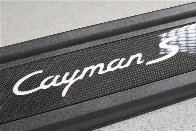 фото №6, Porsche 718 cayman s 981/982 пороги карбон+ підсвітка