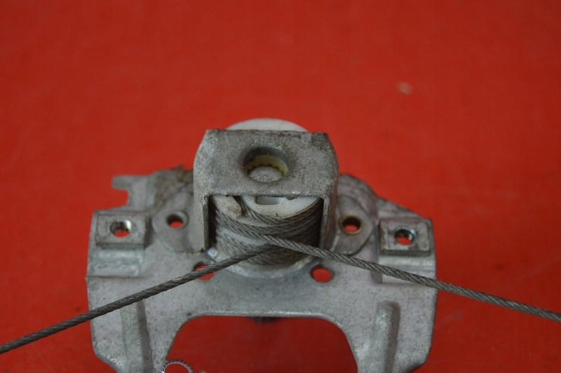 Купить Подъемник стекло правый задний  mercedes 190 w201 sedan рестайлинг  88-93