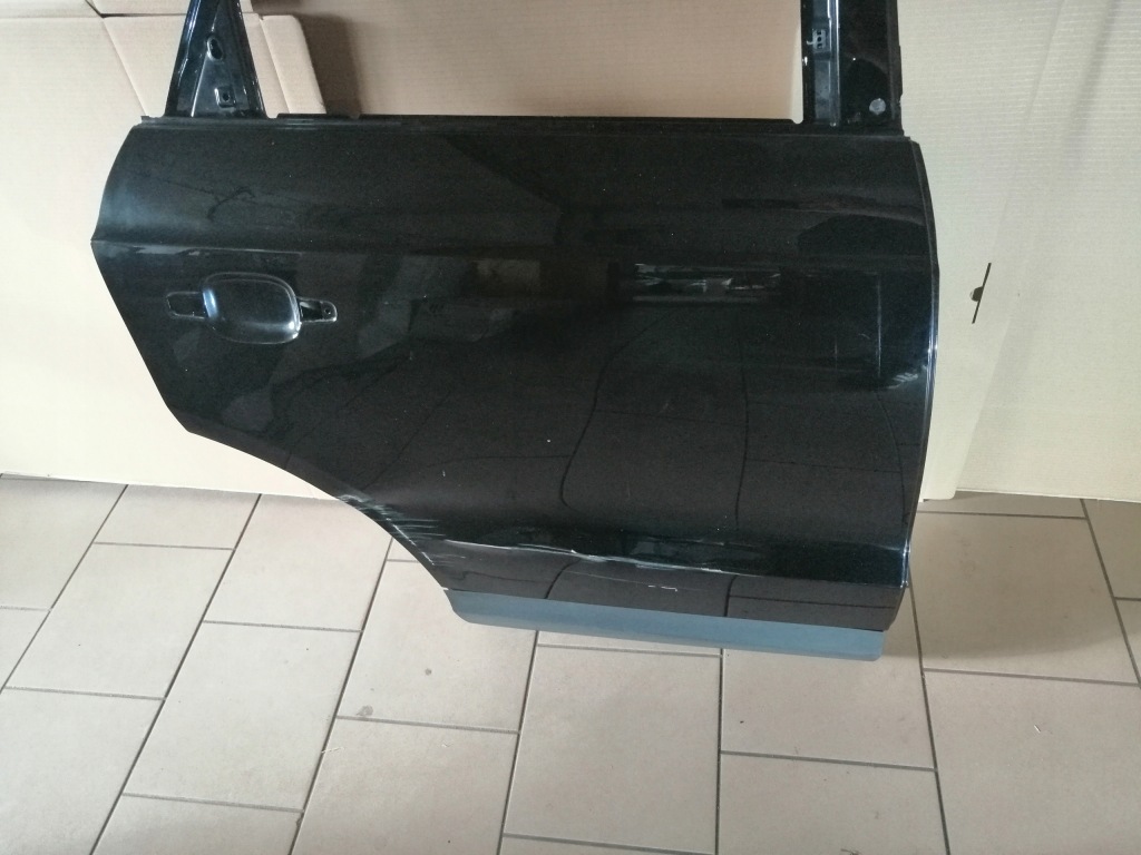 Audi q5 80a двері задній праве Доставка