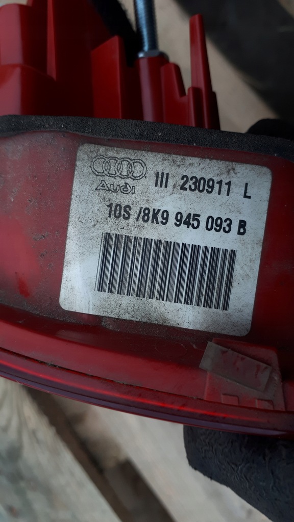 фото №10, A4 b8 s4 лампа led ліва лівий задня w кришка kombi