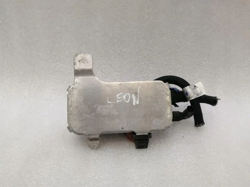 фото №2, Land rover range rover sport l494 радіатор пального cpla-9n103-aa радіатор