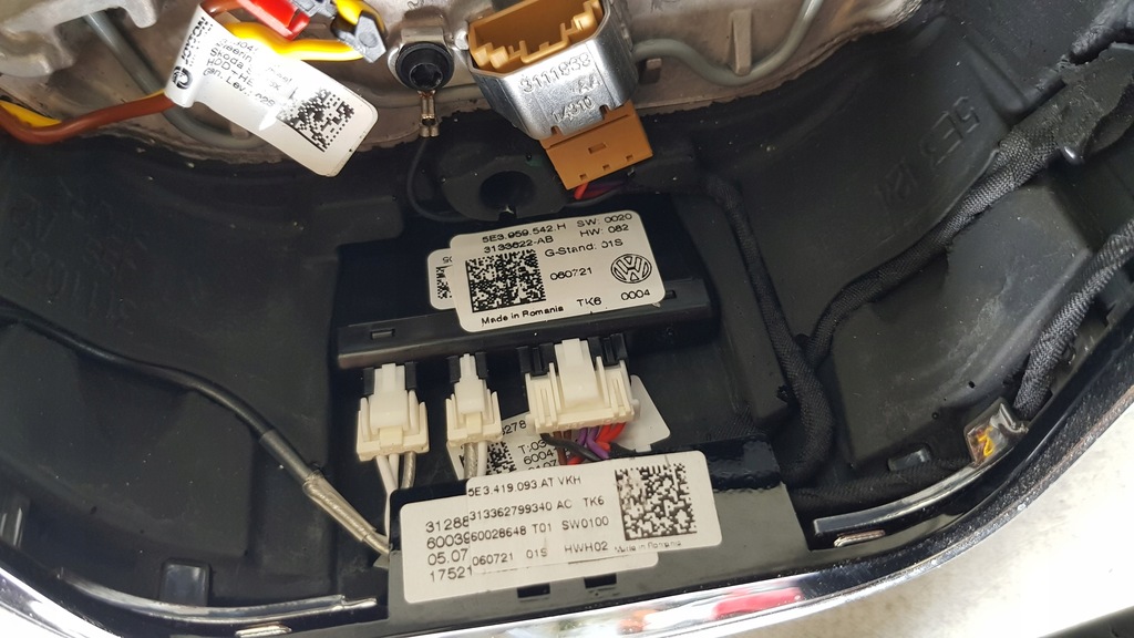 фото №9, Воздуховод кожа подогрев лепестки переключения skoda octavia iv