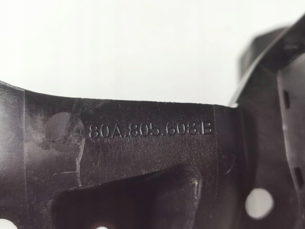 фото №15, Кронштейн, кронштейн, направляющая лампы, фара audi q5 правый 139.