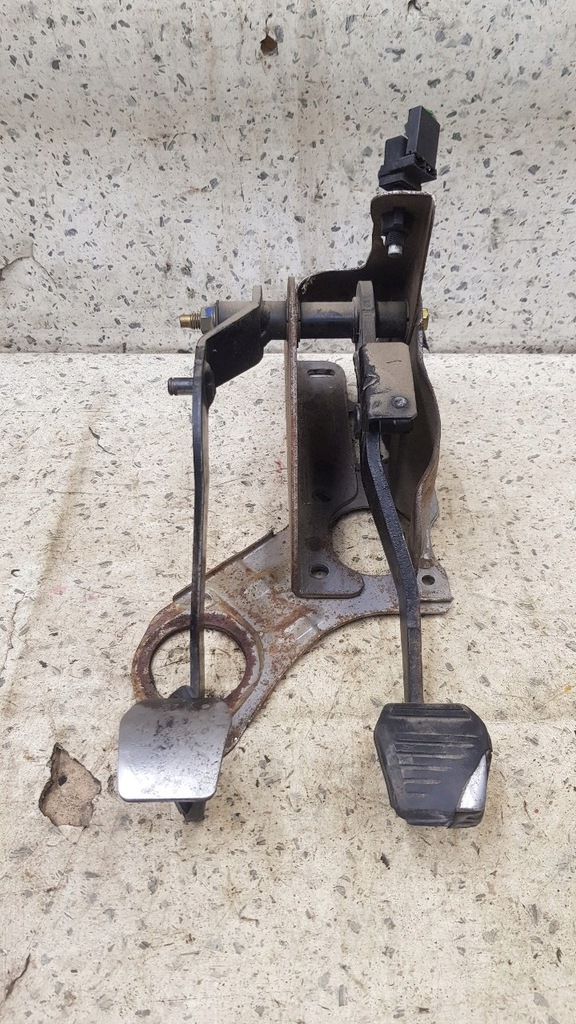 фото №1, Педаль сцепление тормоз ford transit mk6