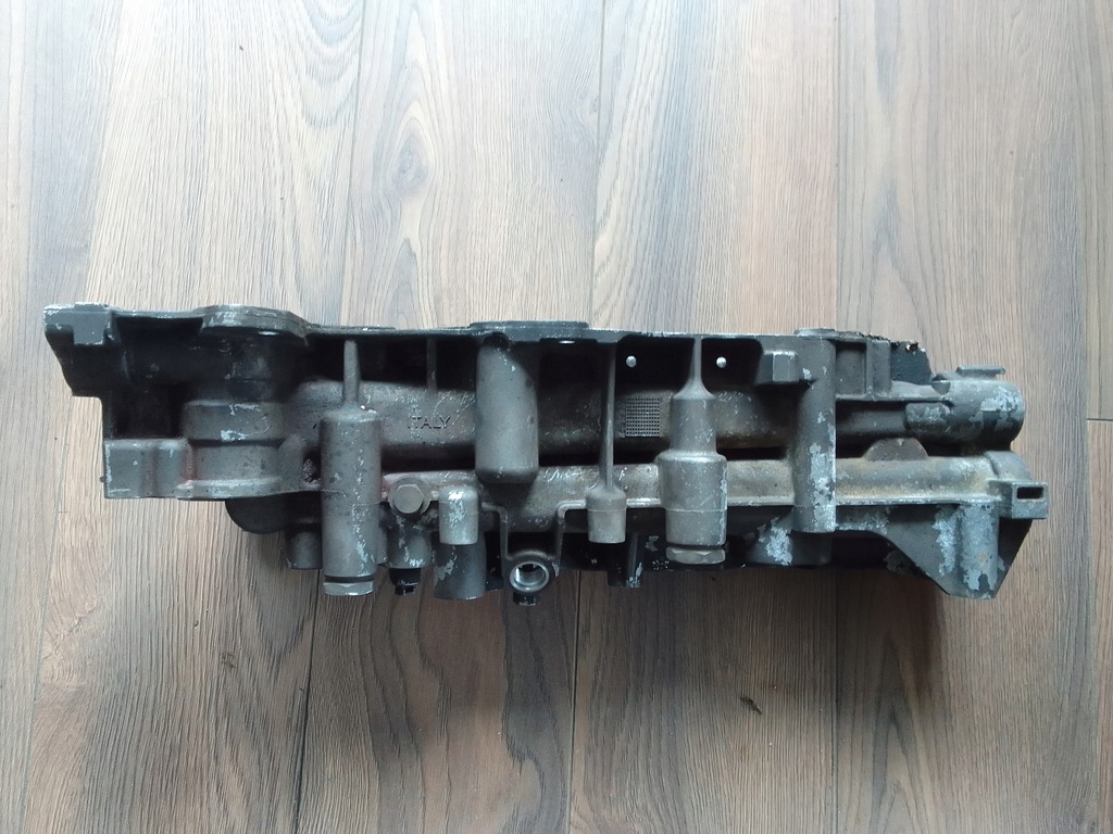 фото №1, Основание фильтров масла volvo fh 4 renault t gama