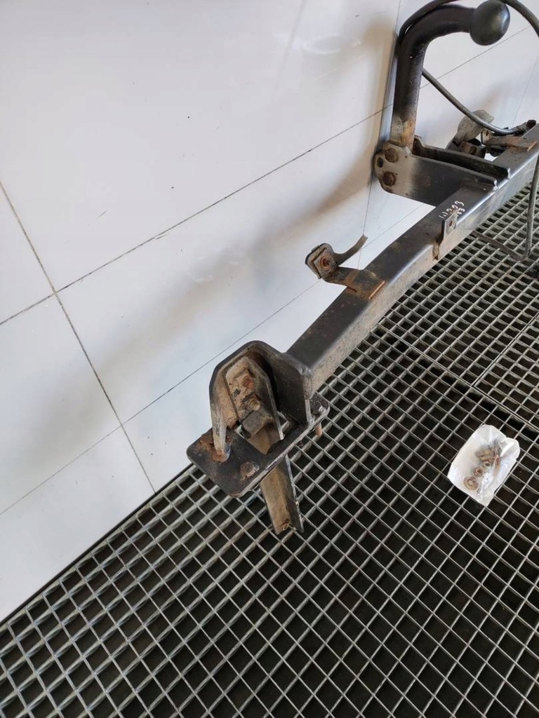 фото №6, Hak буксирувальний балка фаркоп mercedes-benz w203 2.2 cdi sedan