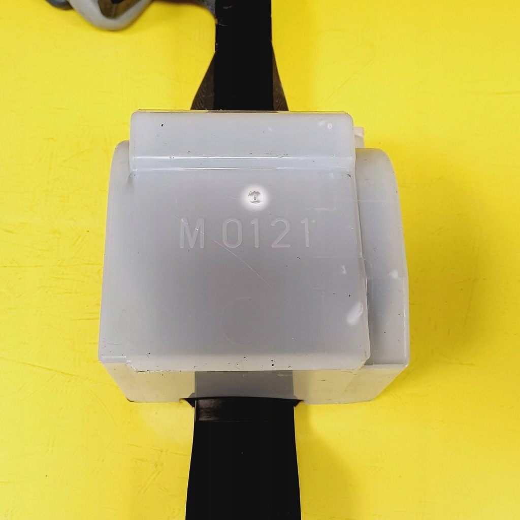 фото №11, Pas безпеки правий перед mitsubishi colt c1115 nr642