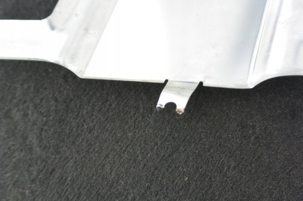 Накладка бампера спойлер хром перед mercedes-benz ml-klasa w164 Ціна