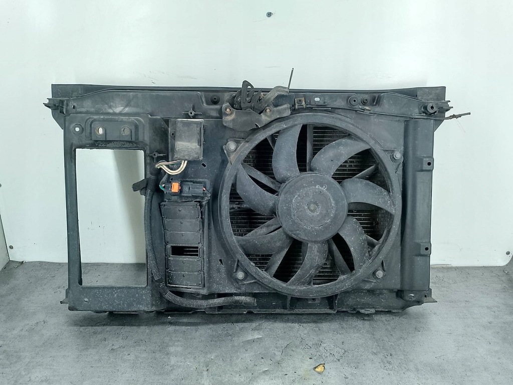 фото №1, Pas перед, радиатор, вентилятор peugeot 308 i sw 1.6 hdi