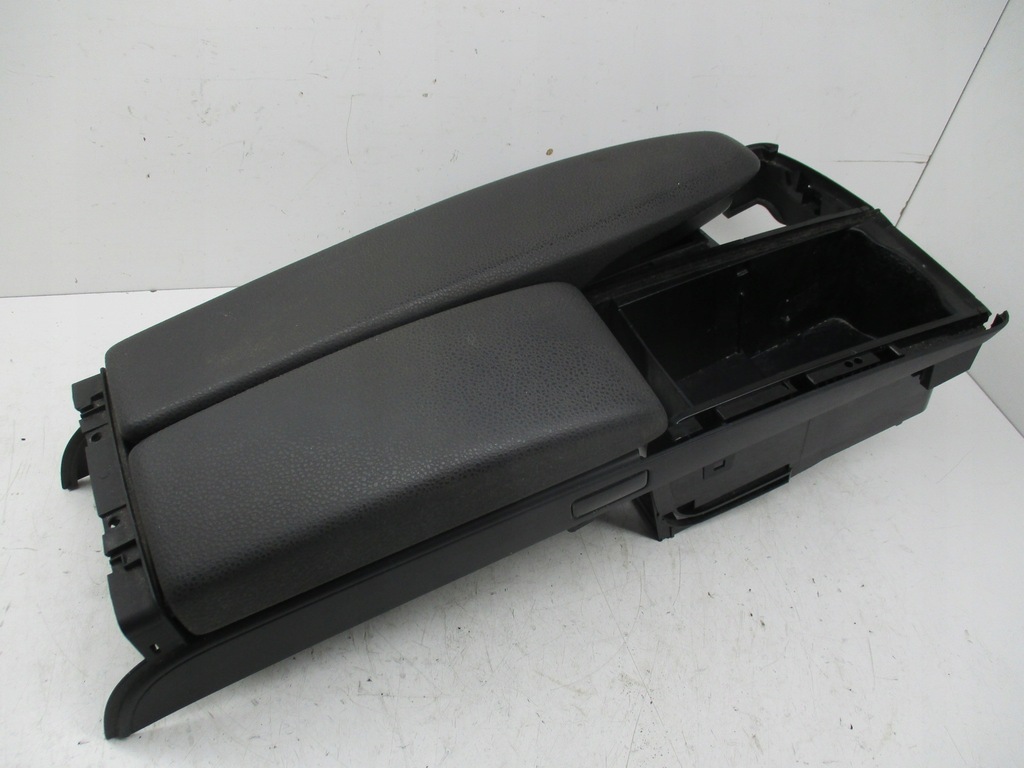 фото №9, W204 w 204 подлокотник туннель средний eu