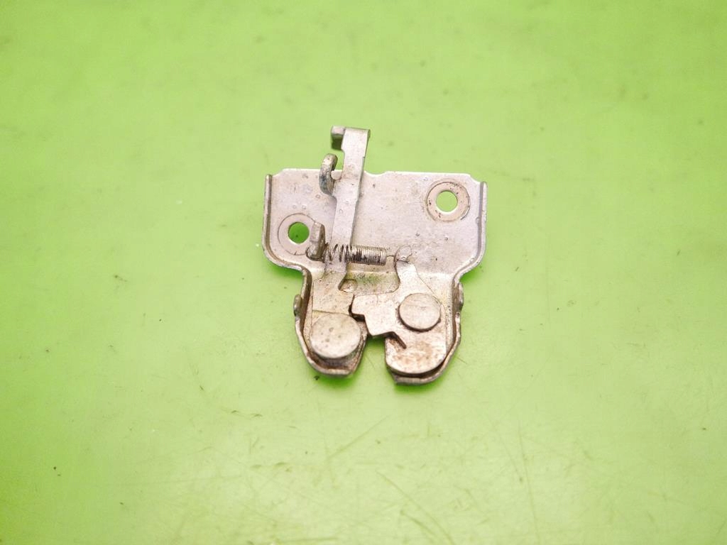 фото №7, Замок крышки задняя багажника nissan sunny b11 sedan