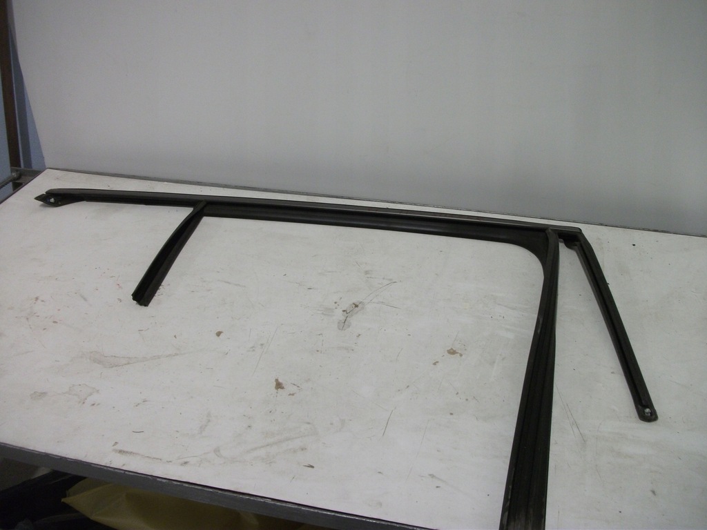 фото №1, Рамка прокладка дверь правый задняя kia stinger