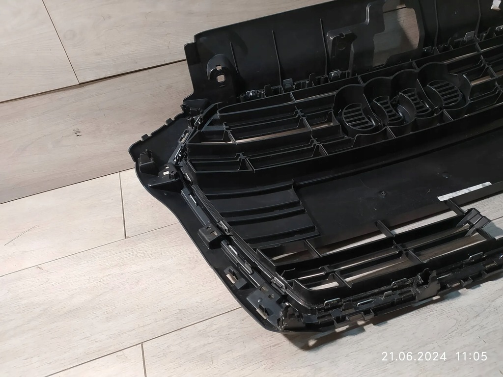 фото №10, 8934. audi a3 s-line 8v3 решётка радиатора решётка радиатора 8v3853651ab