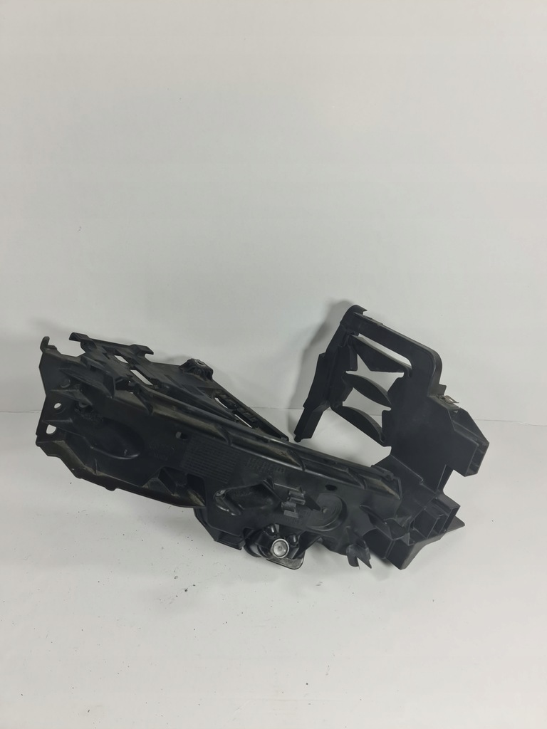 фото №1, Q5 8r корзина напрямна pod фара правий омивач