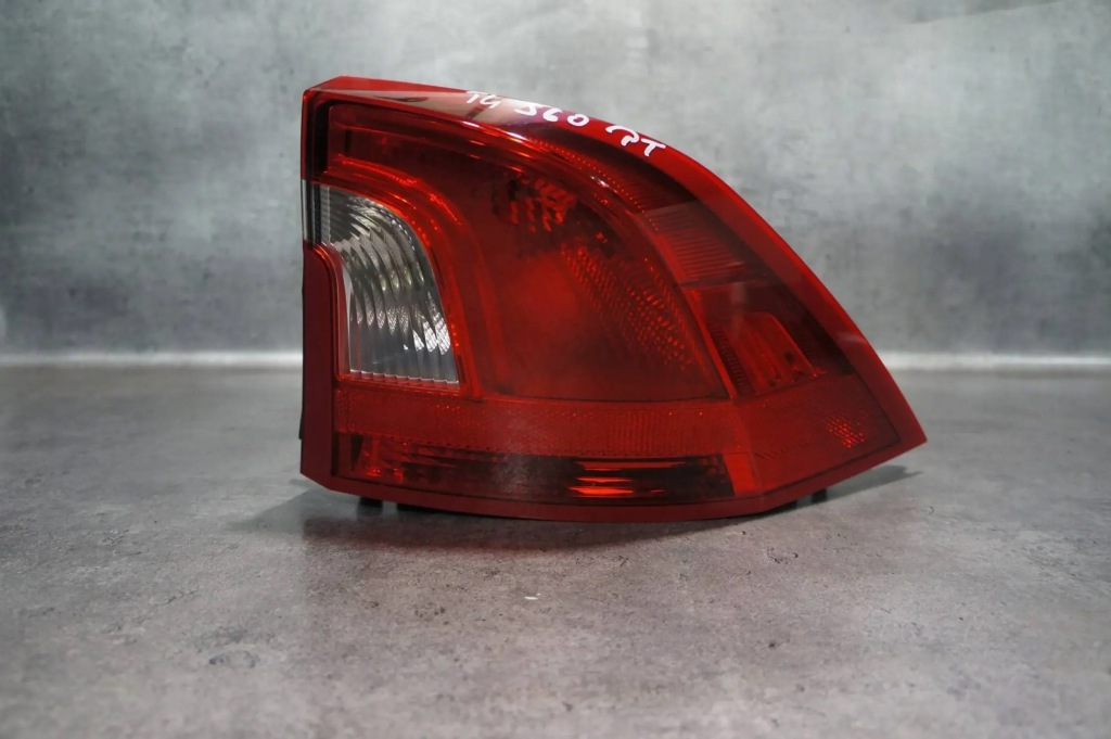 фото №1, Лампа правий задня задня volvo s60 ii 30796268