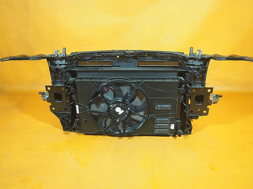 Audi q2 81a 32km 30 tfsi ремінь передній радіатор балка вентилятори 81a805594a Київ