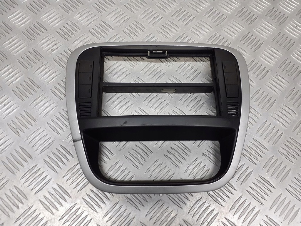 фото №1, Консоль средняя citroen c3 i 9653074277