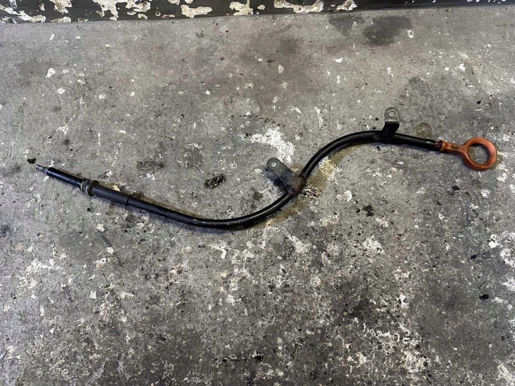 фото №1, Щуп щуп оливи audi a8 d3 3.0 tdi asb 059115630r