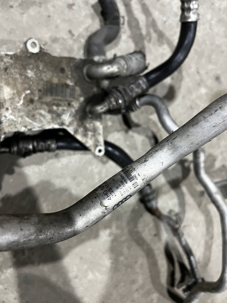 фото №6, Радіатор шланг трубка оливи a6 a7 c7 a8 d4 3.0 4.2 tfsi 4h0317021h