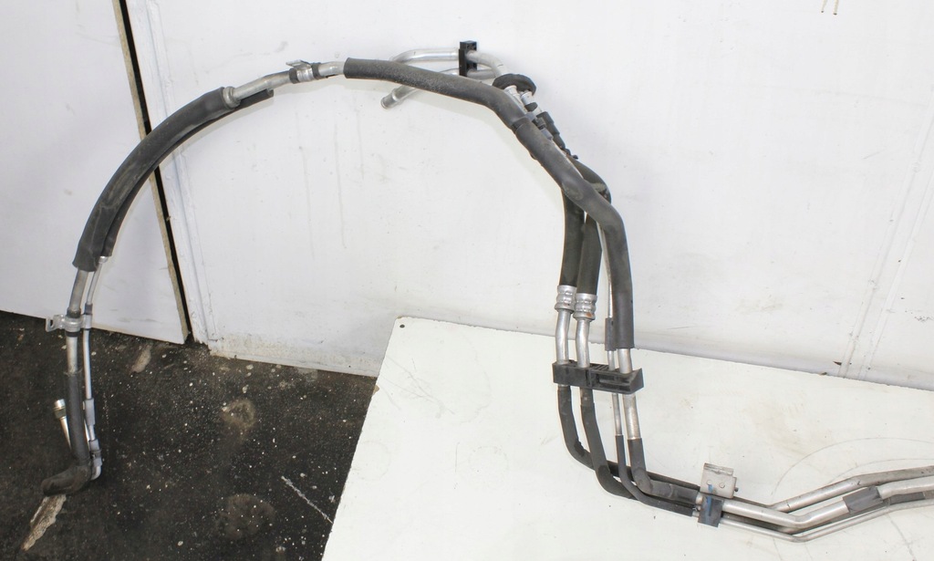 фото №8, Chrysler pacifica 17- 3.6 шланг кондиціонера