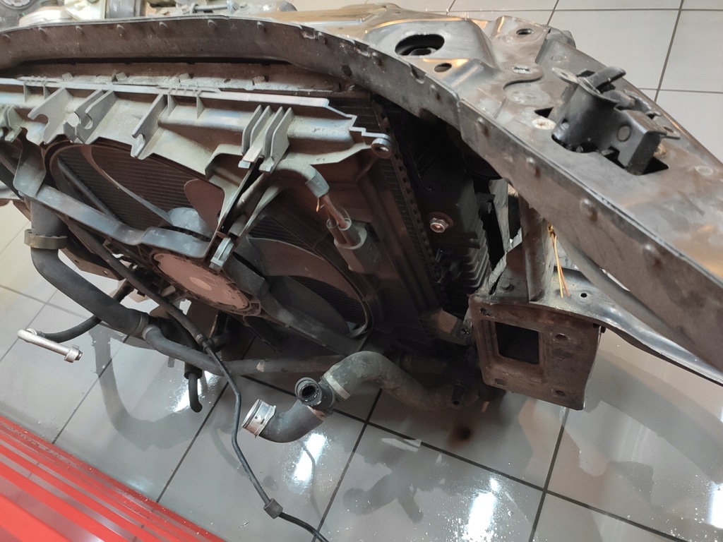 фото №15, Mercedes r-klasa w251 3.0 cdi pas передний интеркулер радиатор вентилятор