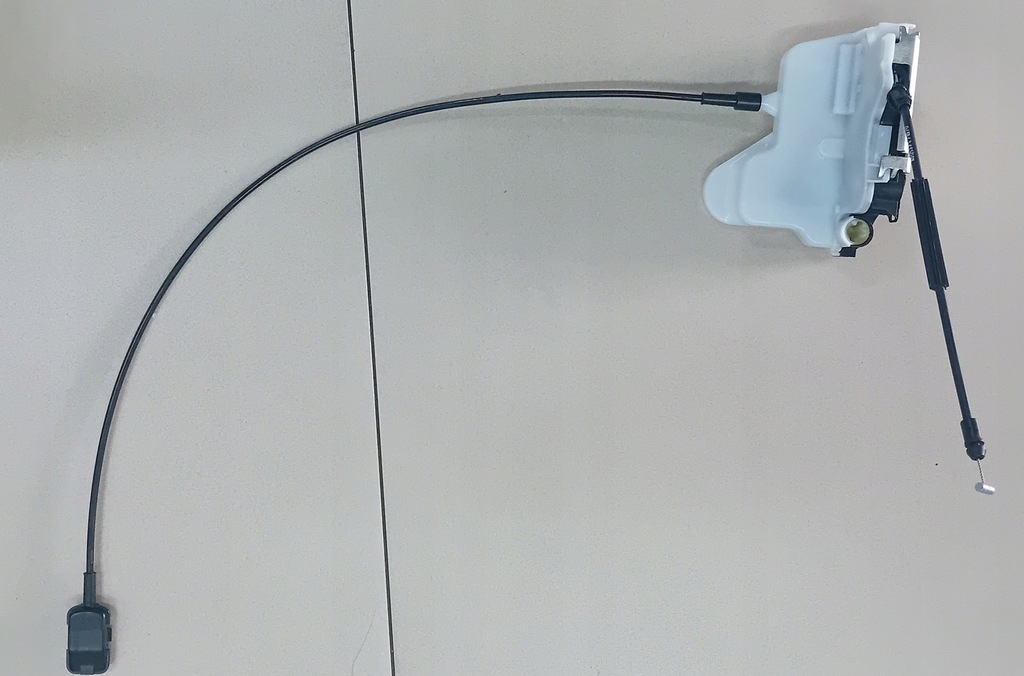 фото №1, Замок дверь перед правый renault twingo ii оригинальный номер 8200384971