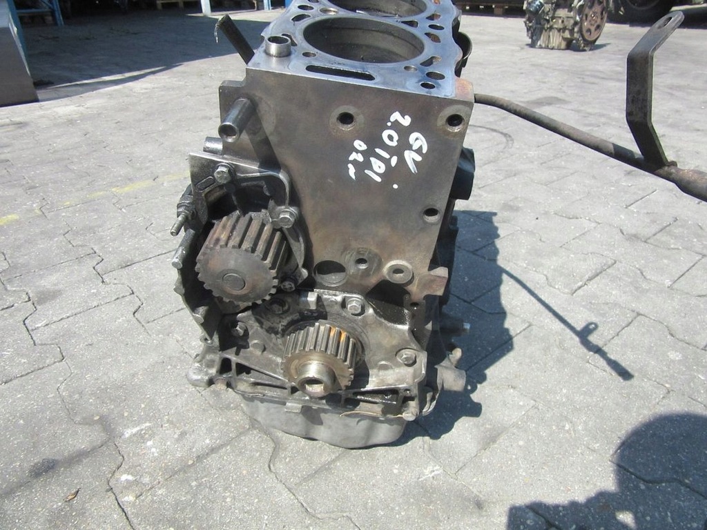 фото №8, Suzuki grand vitara i 2.0hdi 16v 2003 блок двигуна wał поршні kpl