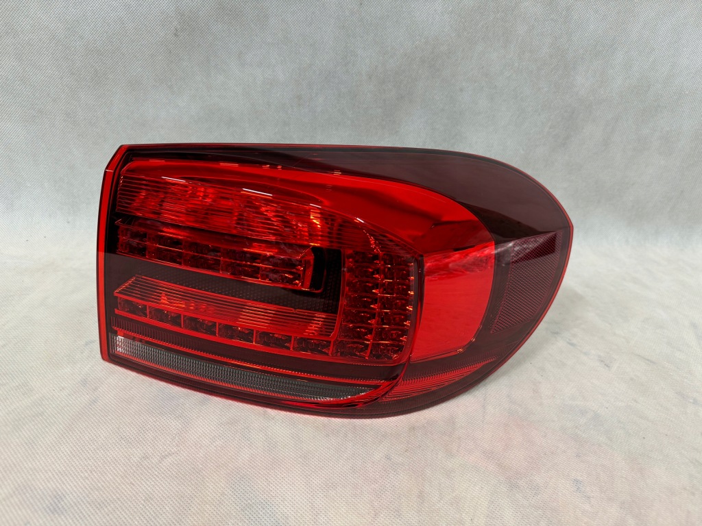 фото №1, Vw tiguan i lift 12-15 r-line лампа задняя правая led europa
