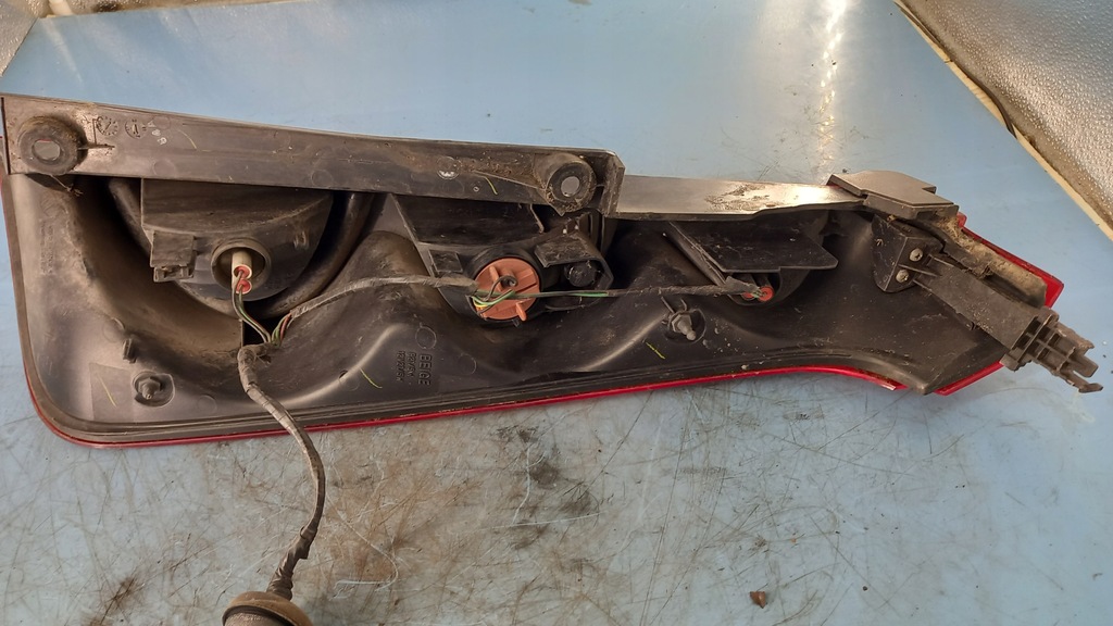 фото №7, Лампа ліва задня nissan note 1.4b 06r