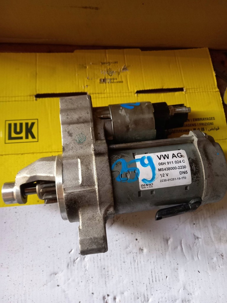 Купити Audi a5 2019 стартери повний