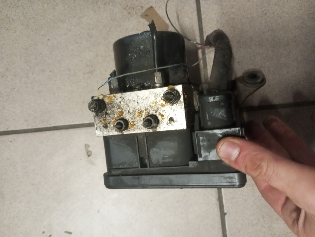 фото №1, Mazda 5 05 насос abs 06.2109-0299.3