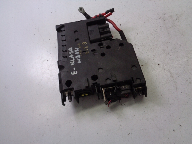 фото №1, Mercedes w204 модуль коробка запобіжників акумулятор a2075401550