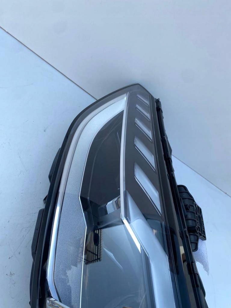 фото №11, Audi a4 s4 b9 2019 левая сторона лампа передняя