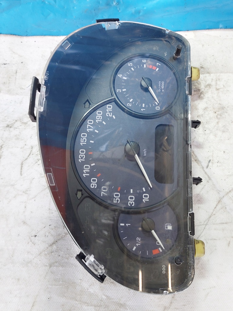 Лічильник приладова панель peugeot 1007 1.4 b a2c53106795 Київ