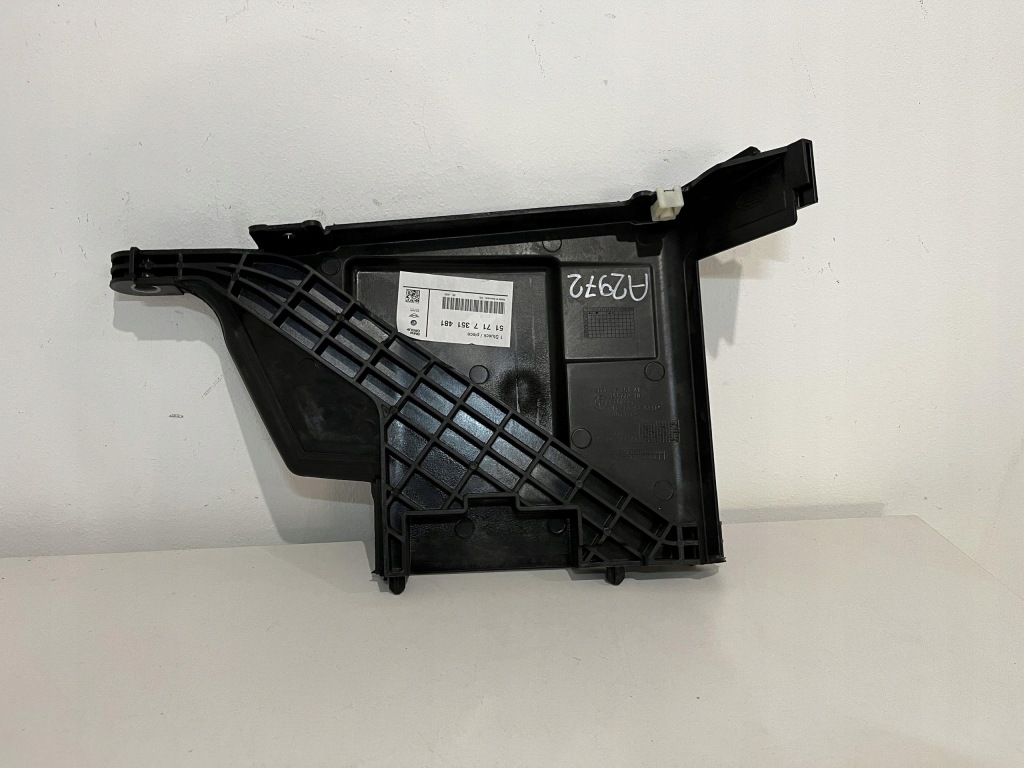 фото №1, Mini f55 f56 f57 корпус аккумулятор 7351481