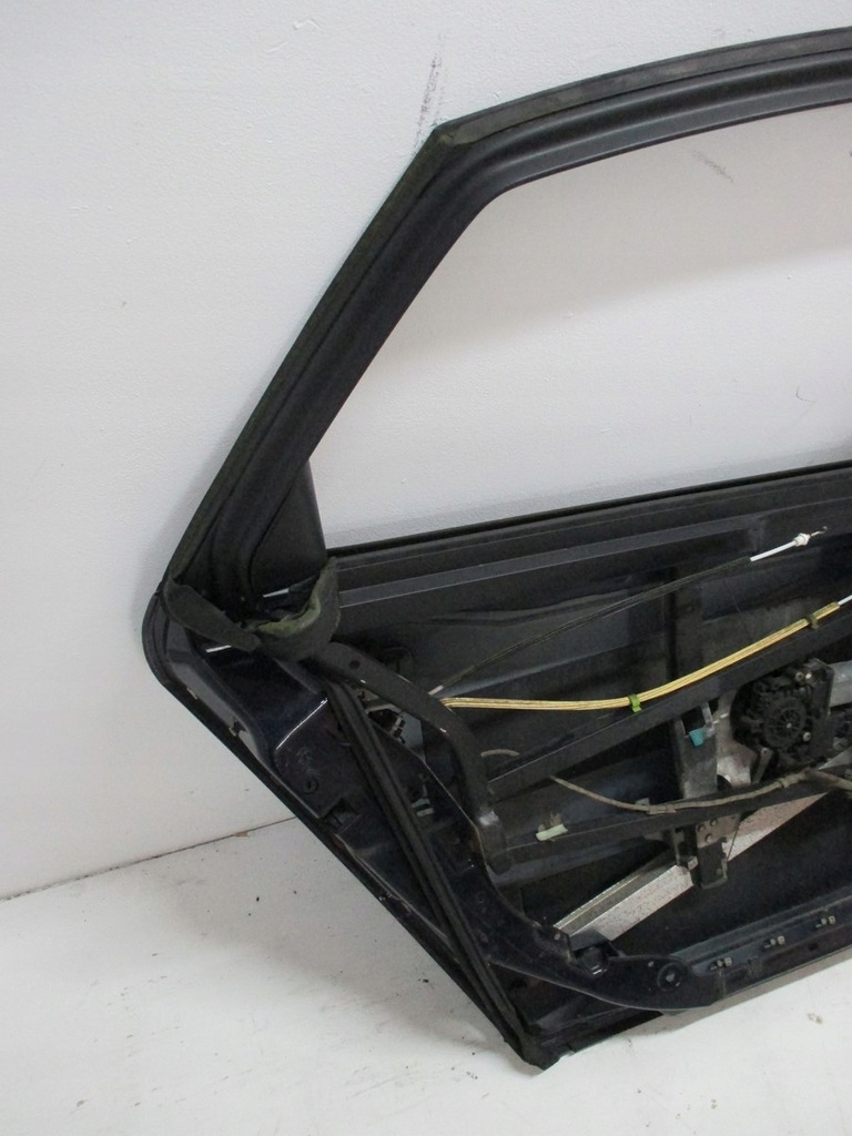 фото №7, Двері ліва задні audi a6 4b0 sedan 97r