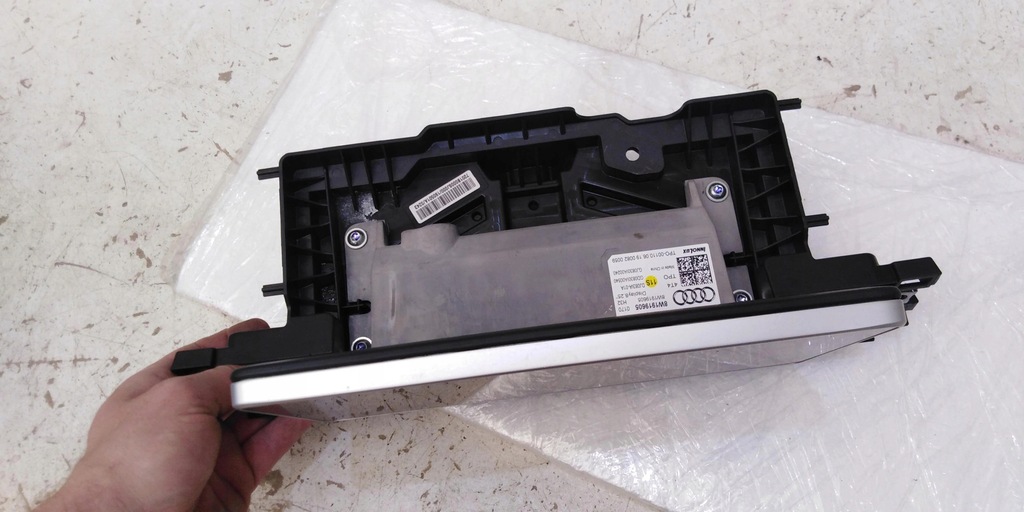 фото №7, Audi a5 8w дисплей экран lcd подъемник 8w1919605