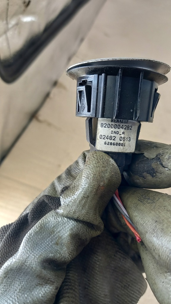 фото №2, Кнопка запуск- стоп renault laguna 02r