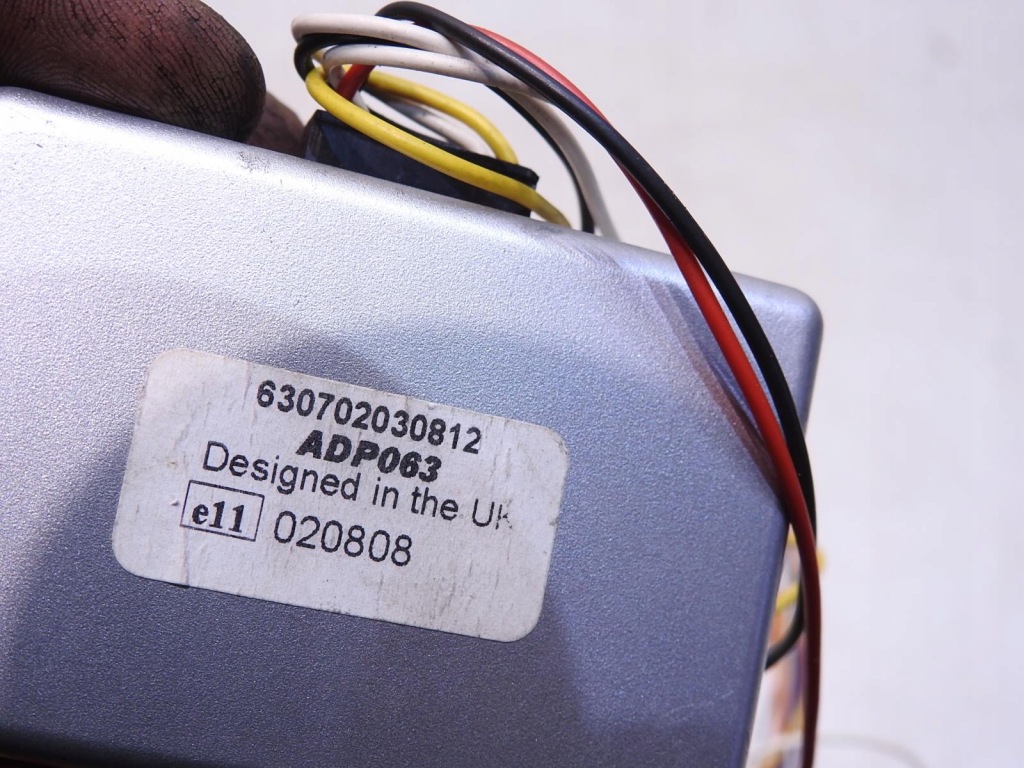 Електропроводка джгут радіо bmw x3 e83 Зі Шроту