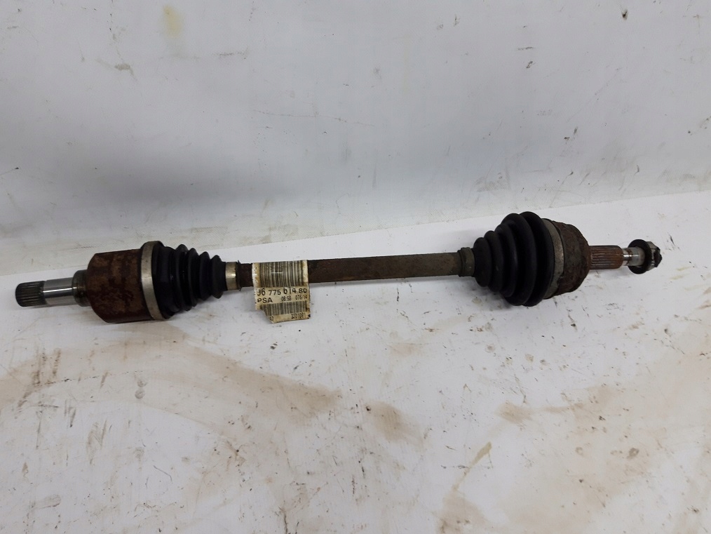 фото №1, Peugeot 308 ii t9 1.6 e hdi13- привідний вал ліва