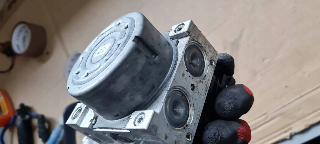 фото №8, S3 8v sedan a3 насос тормозная abs модуль pod радар 3q0907379l 3q0614517l