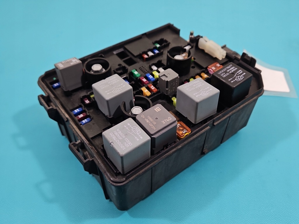 фото №1, Коробка предохранителей opel mokka a 94520915