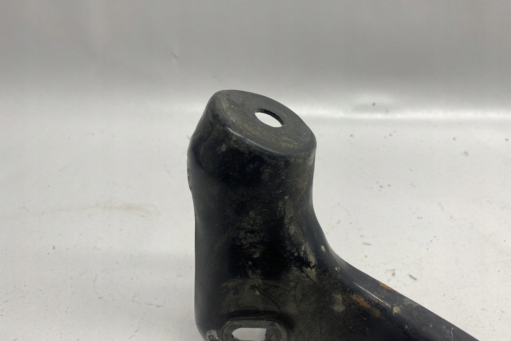 фото №8, Правая кронштейн двигателя porsche cayenne 9pa 7l5199373a 4.5l бензиновый 250kw