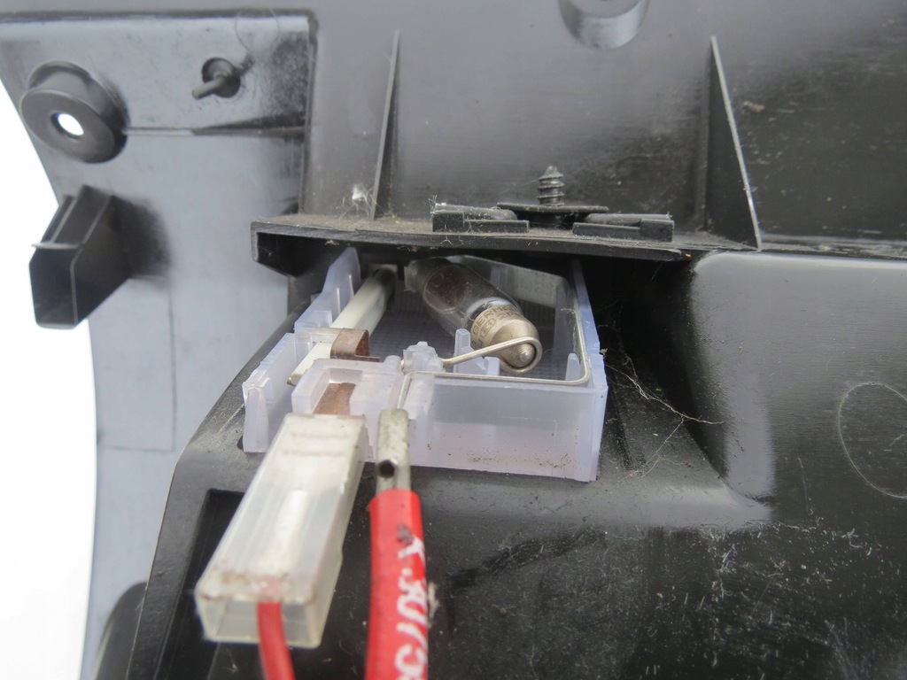 фото №10, Бардачок пасажира volvo xc90 v8 4.4 3409563 молдинг drewno dekor