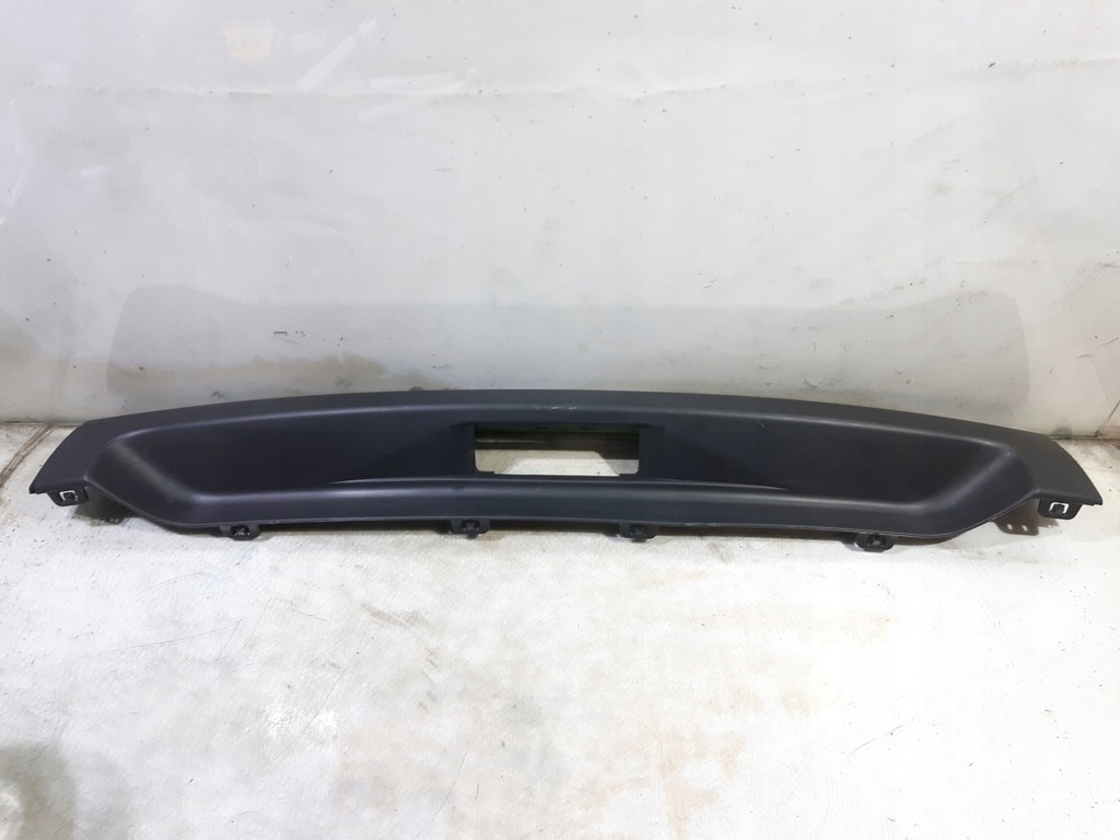 фото №2, Молдинг накладка крышки задняя 8200136893 renault thalia