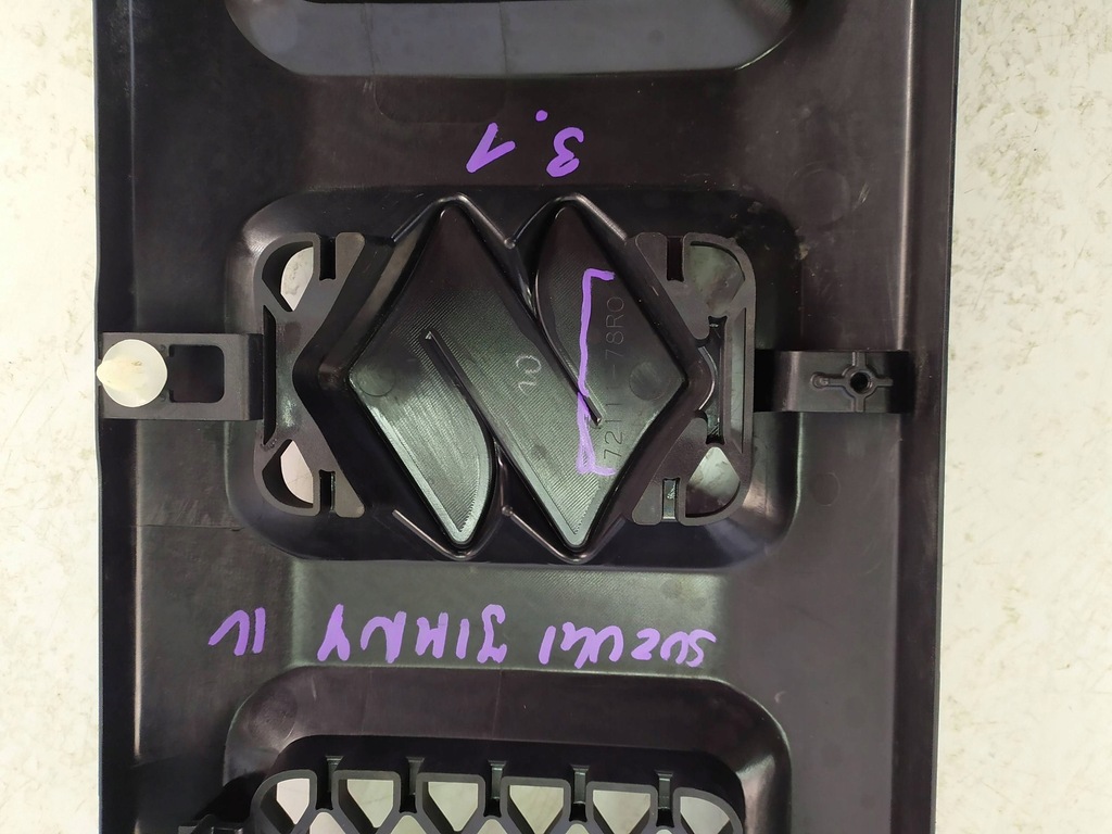 фото №10, Suzuki jimny решётка радиатора решётка радиатора бампер перед 7211178r0