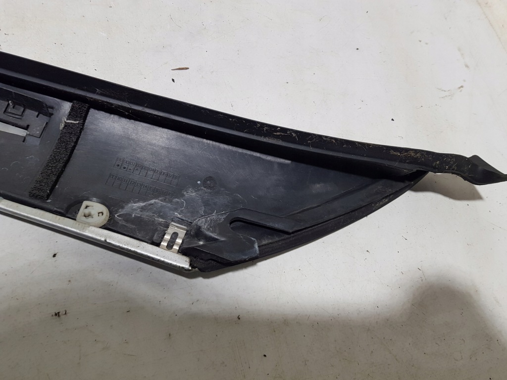 Накладка стійка ліва mercedes sl r230 c744 744 в Україні