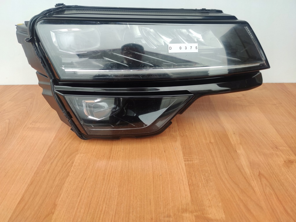 фото №2, Skoda karoq правая лампа перед full led фара r